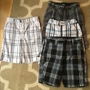 Tony Hawk plaid shorts lot